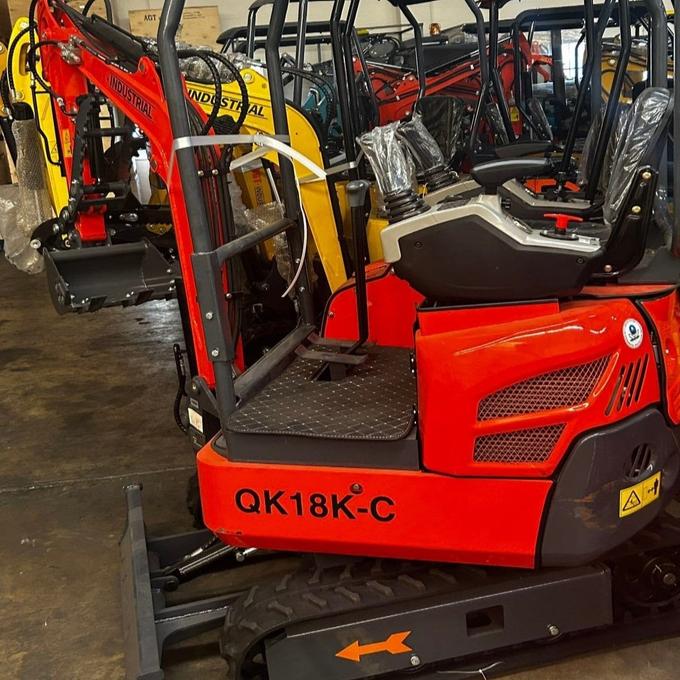 QK18K-C Mini Excavator with Kubota Engine – Swing Boom & Hydraulic Thumb by Machinerylol
