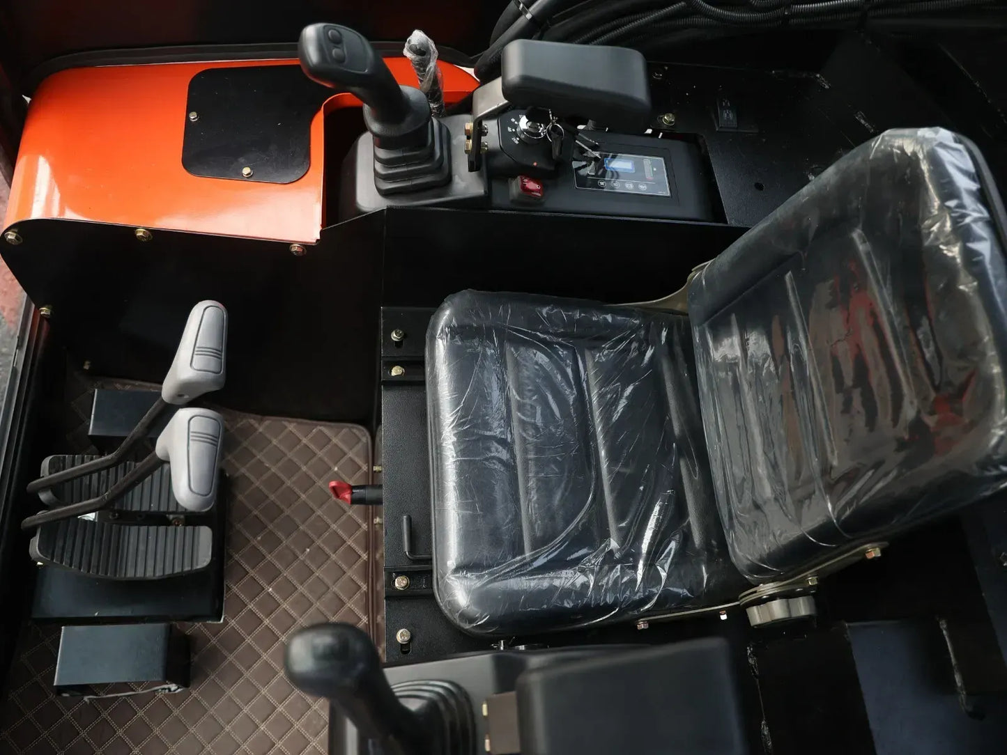 KYMRON® ZX16D Mini Excavator, Kubota powered (Fully Loaded 3 Year Warranty)