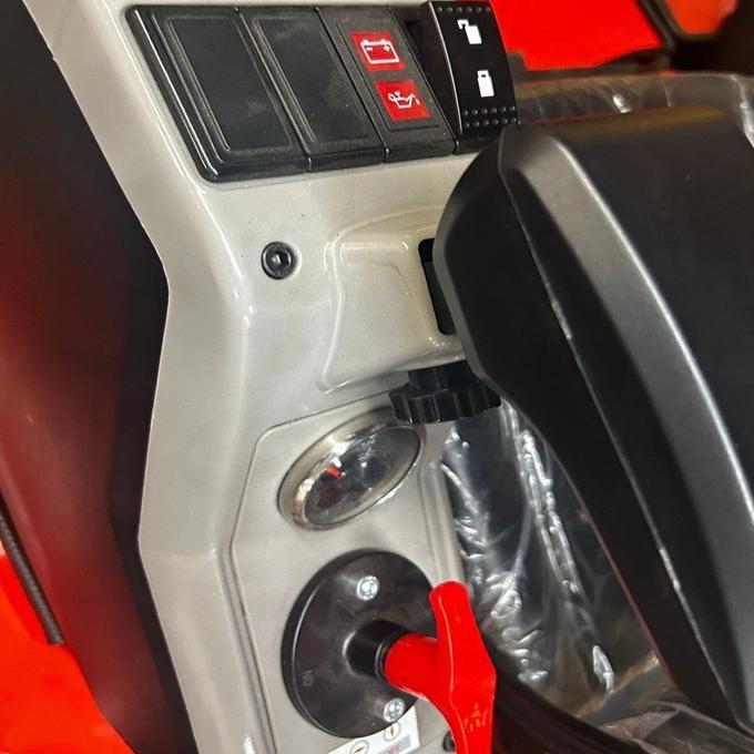 QK18K-C Mini Excavator with Kubota Engine – Swing Boom &amp; Hydraulic Thumb by Machinerylol