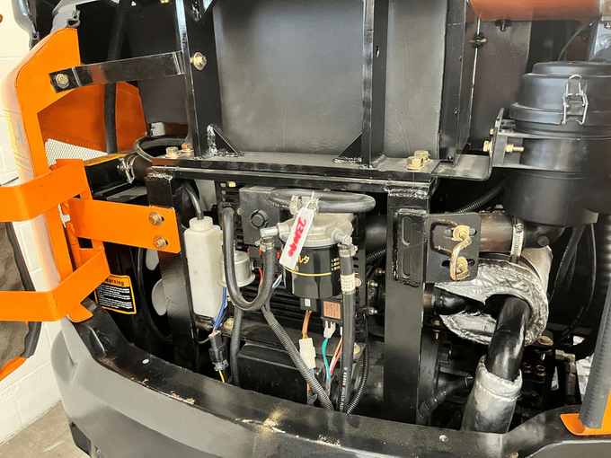 AGT Mini Excavator 6000lb with Swing Boom and Hydraulic System