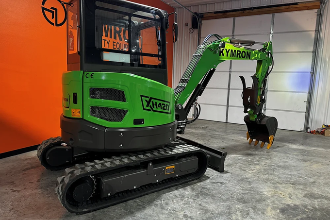 KYMRON® XH42D Pro Series Excavator with Thumb + Cab w/ AC &amp; Radio