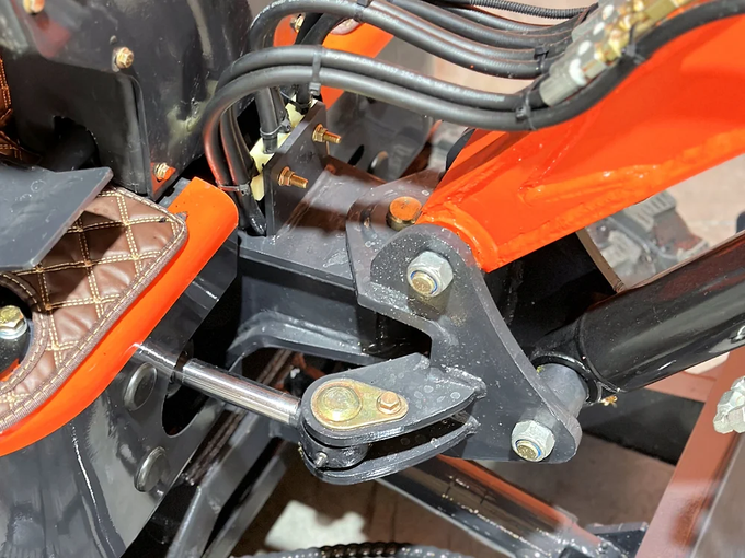 KYMRON® YH14 Mini Excavator (w/ Side Swing Boom)